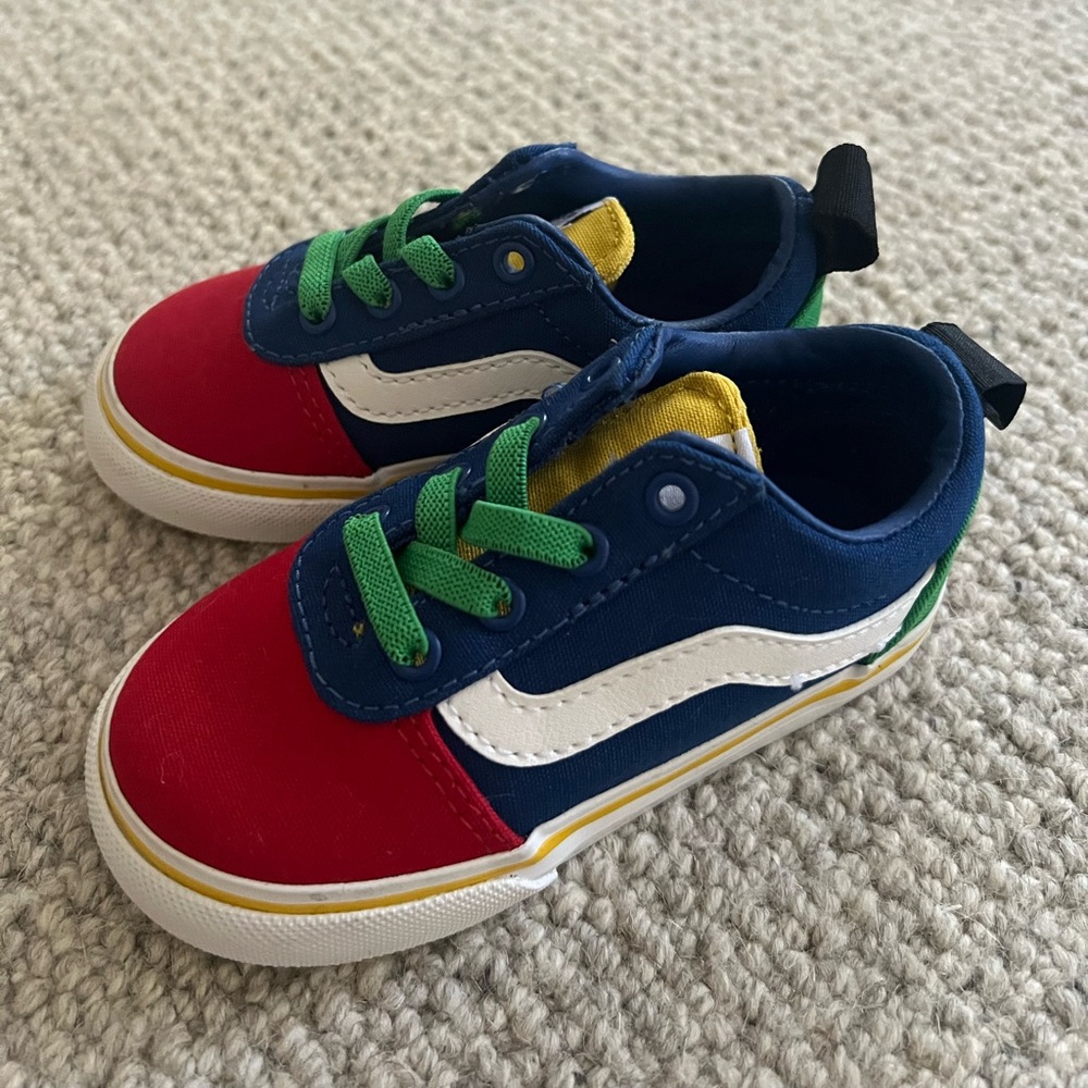 Vans old skool toddler sneakers size 6